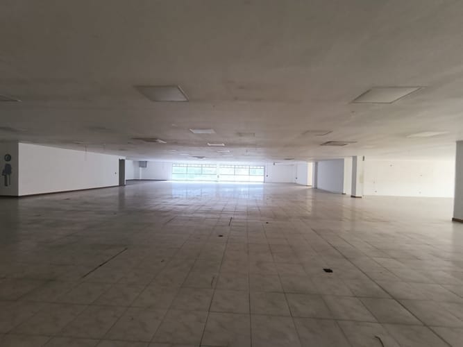 Bodega en arriendo en Suramérica, Itagüí, 2680 m² · foto 2 de 20