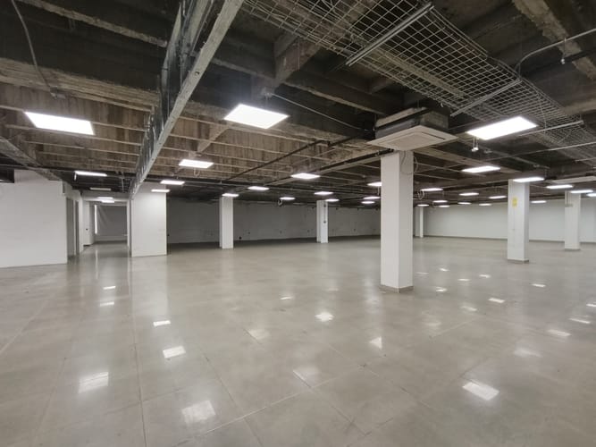 Bodega en arriendo en Suramérica, Itagüí, 2680 m² · foto 14 de 20