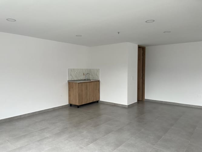 Local en arriendo en La Ferreira, La Estrella, 77 m² · foto 7 de 16