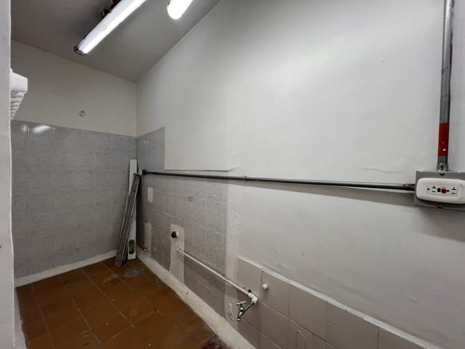 Bodega en arriendo en El Poblado, Medellín, 357 m² · foto 2 de 20