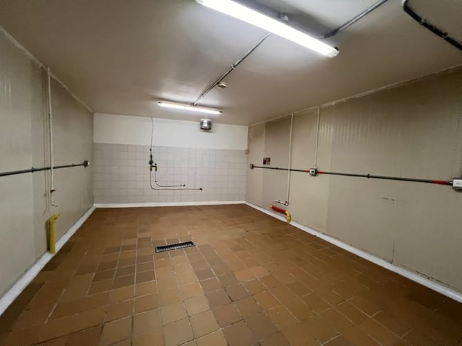 Bodega en arriendo en El Poblado, Medellín, 357 m² · foto 13 de 20