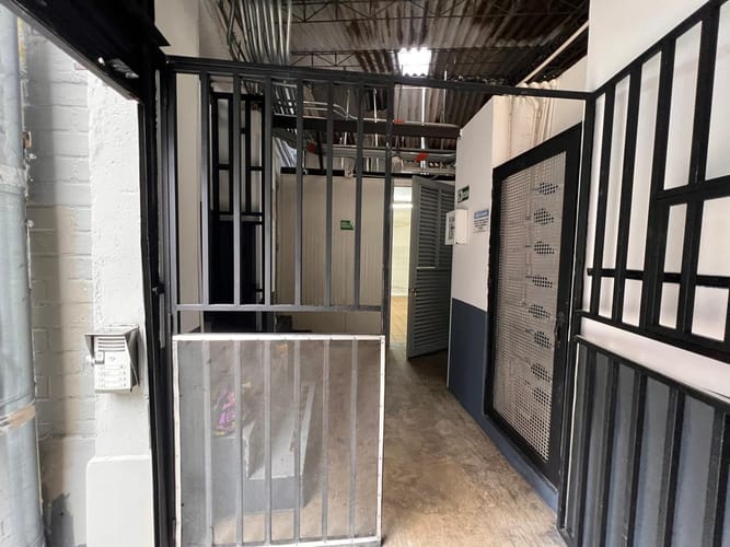 Bodega en arriendo en El Poblado, Medellín, 357 m² · foto 20 de 20