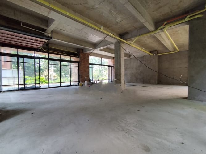 Local en arriendo en Las Lomas, Medellín, 430 m² · foto 6 de 12