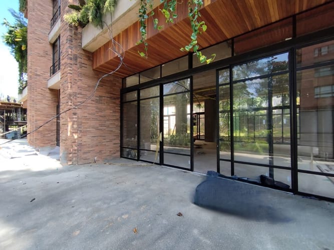 Local en arriendo en Las Lomas, Medellín, 430 m² · foto 10 de 12