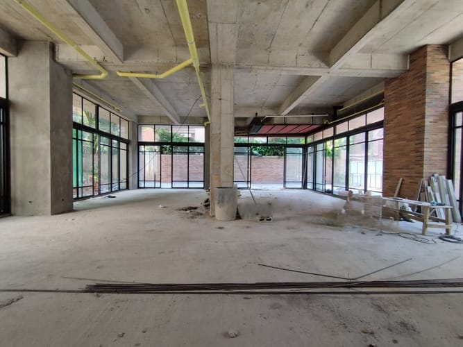 Local en arriendo en Las Lomas, Medellín, 430 m² · foto 12 de 12