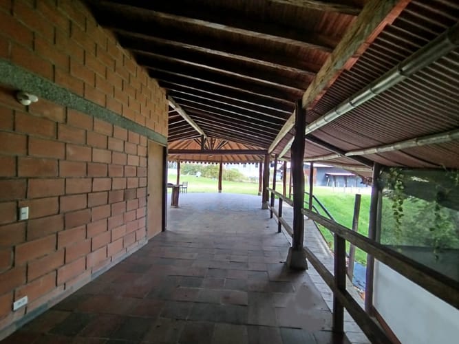 Local en arriendo en El Retiro, 144 m² · foto 6 de 11
