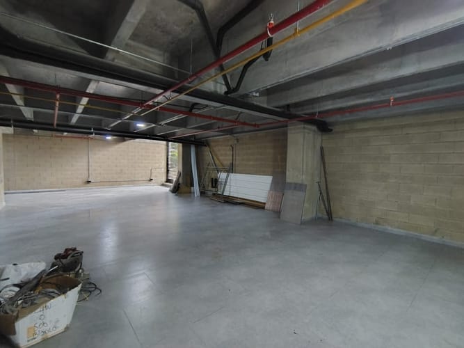 Local en arriendo en Laureles, Medellín, 170 m² · foto 2 de 12