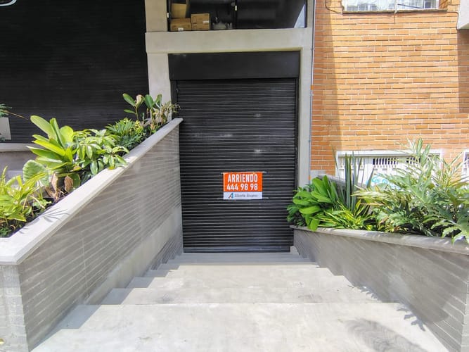 Local en arriendo en Laureles, Medellín, 170 m² · foto 3 de 12