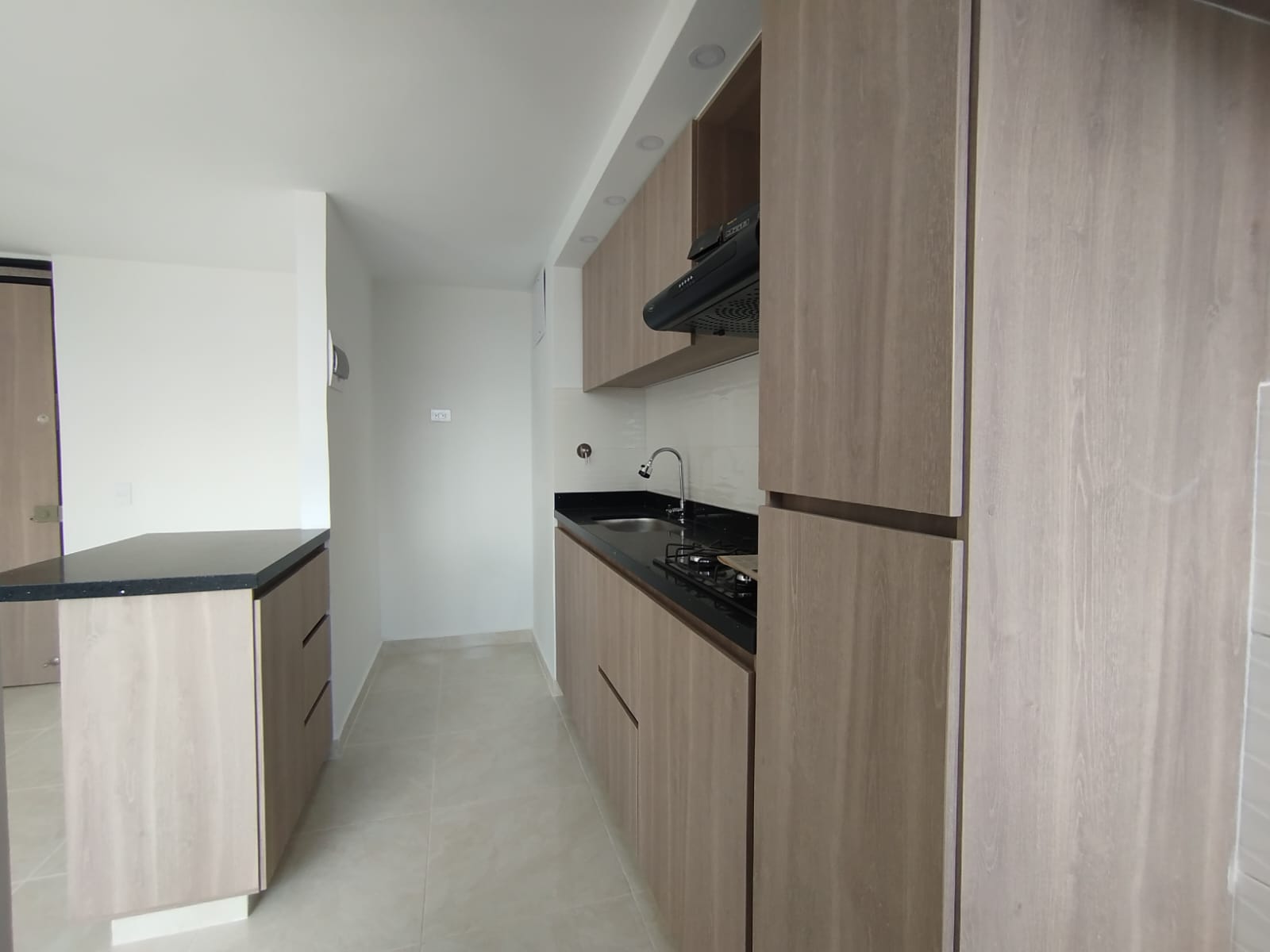 Apartamento en arriendo en Alto Del Medio, Rionegro · foto 3 de 13