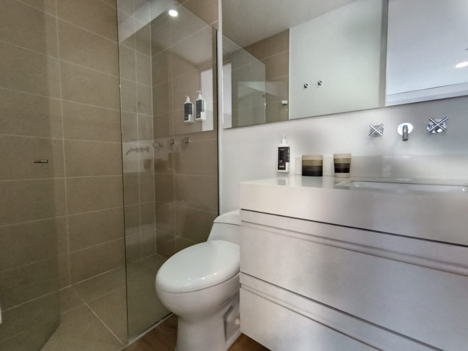 Apartamento en arriendo en El Poblado, Medellín · foto 18 de 20
