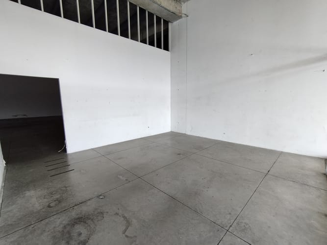 Local en arriendo en Playas De Maria, Sabaneta, 169 m² · foto 2 de 8