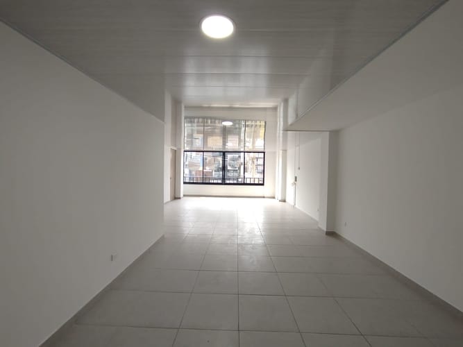 Local en arriendo en El Porvenir, Rionegro, 56 m² · foto 2 de 8