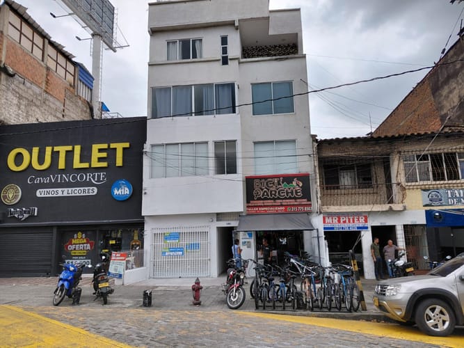Local en arriendo en 3 De Julio, Cali, 50 m² · foto 2 de 15