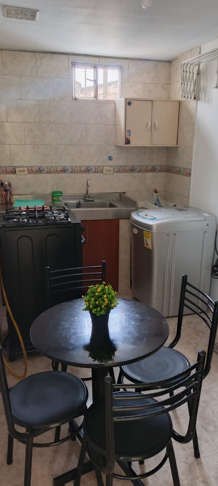 Apartamento en arriendo en Castilla, Bogotá · foto 4 de 18