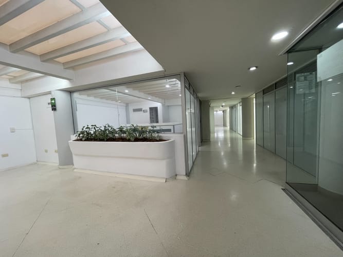 Local en arriendo en Centro, Rionegro, 280 m² · foto 2 de 8
