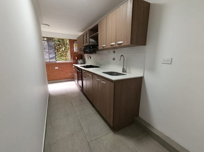 Apartamento de 3 alcobas en arriendo en Belén, Medellín, 85 m² · foto 5 de 20
