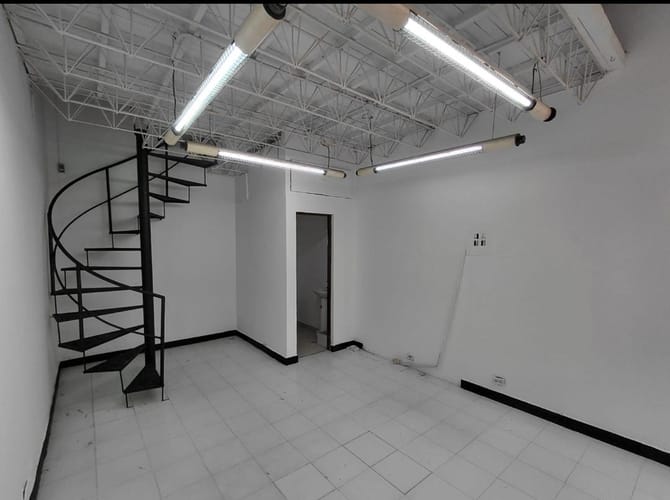 Local en arriendo en La Esmeralda, Itagüí, 40 m² · foto 5 de 8