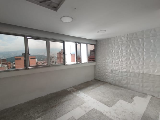 Consultorio en arriendo en La Candelaria, Medellín, 30 m² · foto 9 de 13