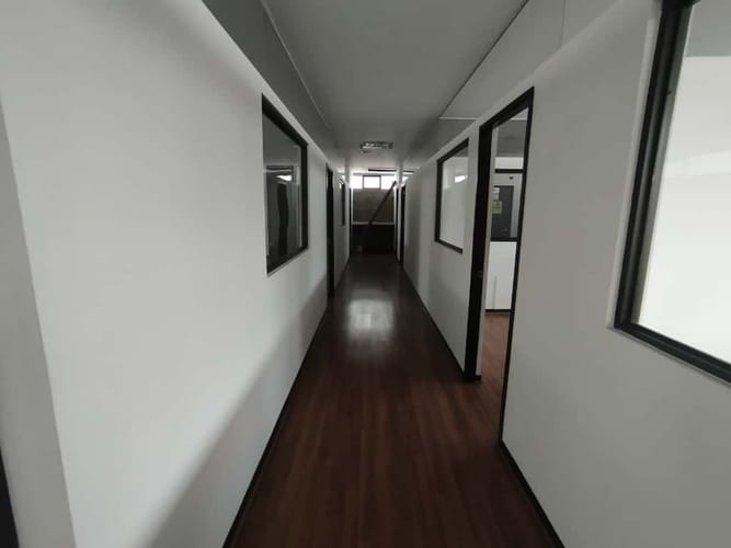 Edificio en arriendo en El Poblado, Medellín, 707 m² · foto 9 de 20