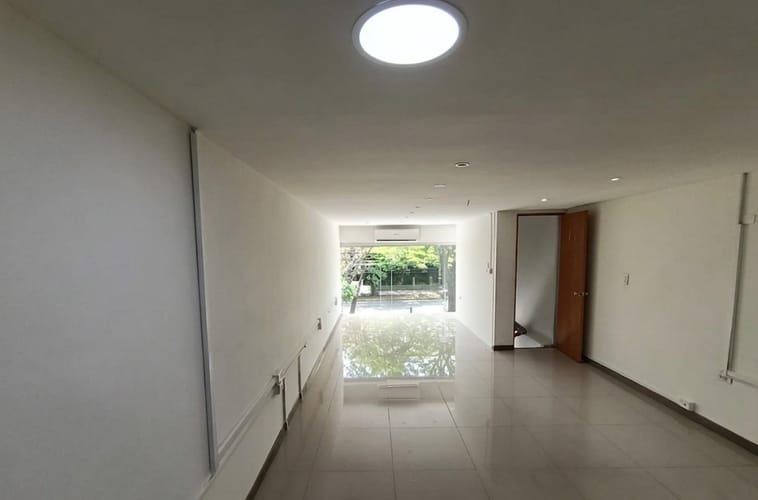 Local en arriendo en El Poblado, Medellín, 60 m² · foto 3 de 12