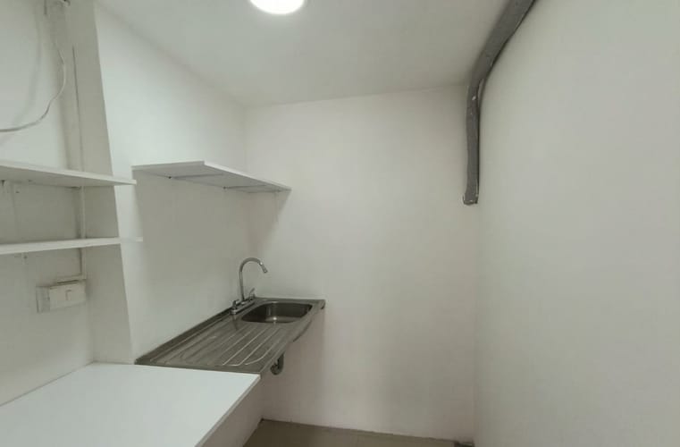 Local en arriendo en El Poblado, Medellín, 60 m² · foto 4 de 12
