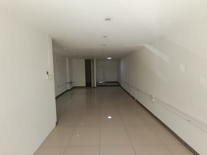 Local en arriendo en El Poblado, Medellín, 60 m² · foto 7 de 12