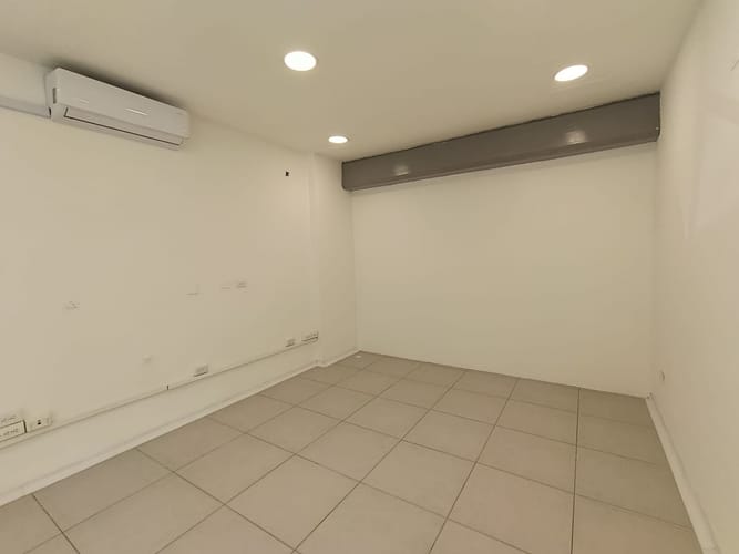 Local en arriendo en El Poblado, Medellín, 60 m² · foto 8 de 12