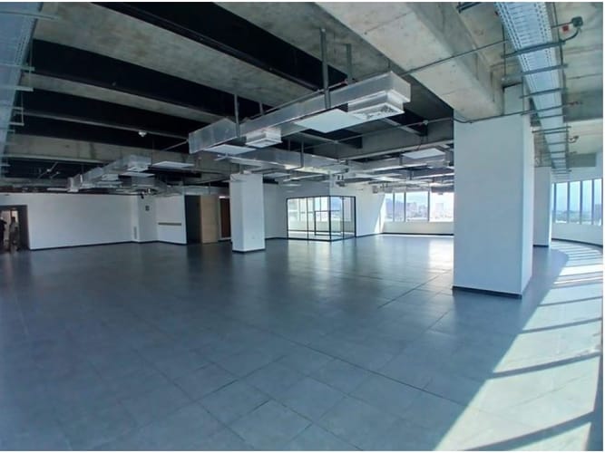 Local en arriendo en Playas De Doña Maria, Sabaneta, 1000 m² · foto 2 de 4
