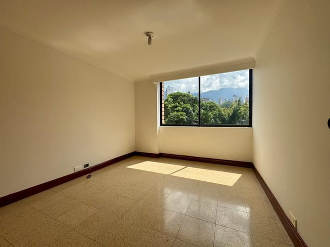 Apartamento de 3 alcobas en arriendo en El Poblado, Medellín, 137 m² · foto 9 de 20