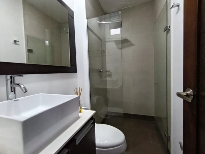 Apartamento de 3 alcobas en arriendo en Las Lomitas, Sabaneta, 135 m² · foto 3 de 20