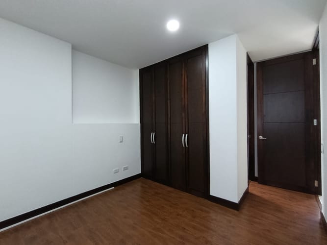 Apartamento de 3 alcobas en arriendo en Las Lomitas, Sabaneta, 135 m² · foto 11 de 20