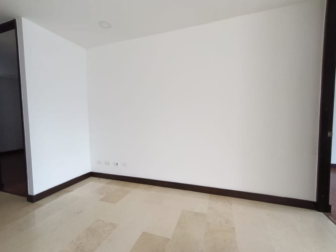 Apartamento de 3 alcobas en arriendo en Las Lomitas, Sabaneta, 135 m² · foto 12 de 20