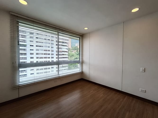 Apartamento de 2 alcobas en arriendo en El Poblado, Medellín, 110 m² · foto 14 de 18