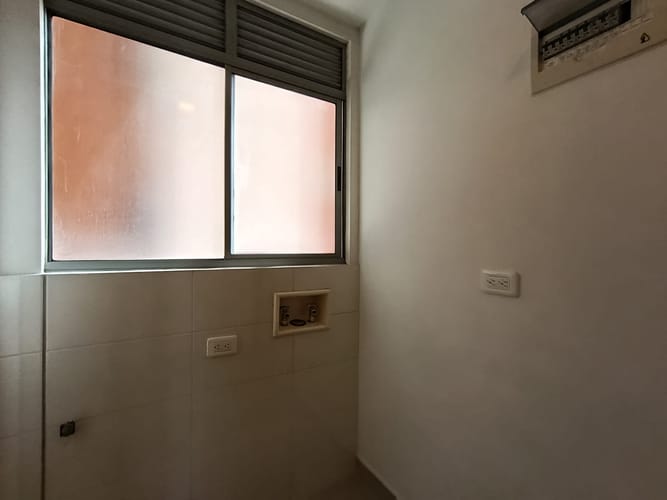Apartamento de 2 alcobas en arriendo en El Poblado, Medellín, 110 m² · foto 16 de 18