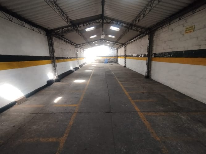 Bodega en arriendo en Prado, Medellín, 210 m² · foto 10 de 15