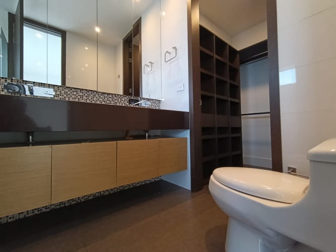 Apartamento de 3 alcobas en arriendo en El Poblado, Medellín, 126 m² · foto 12 de 20