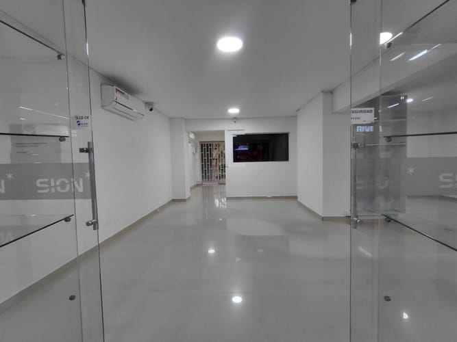 Local en arriendo en San Vicente, Cali, 75 m² · foto 11 de 24