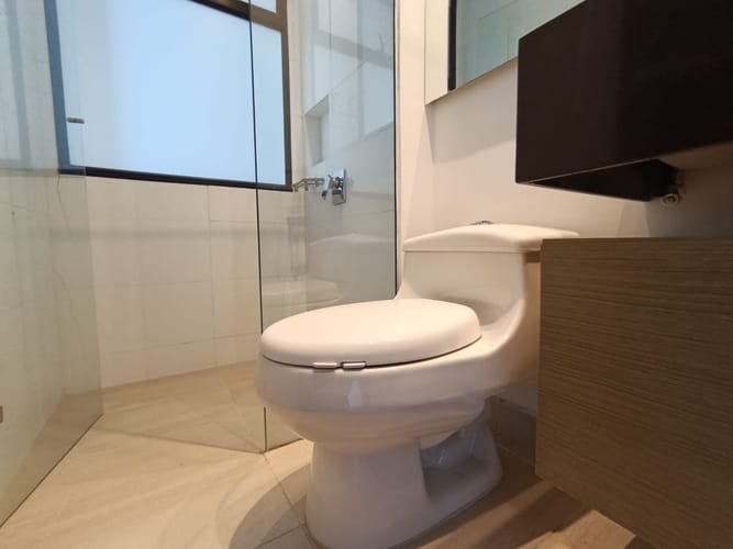 Apartamento de 3 alcobas en arriendo en El Poblado, Medellín, 126 m² · foto 15 de 20