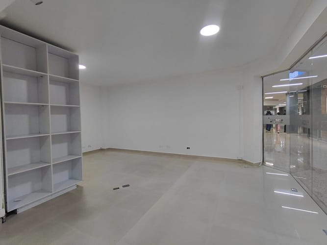 Local en arriendo en San Vicente, Cali, 75 m² · foto 21 de 24