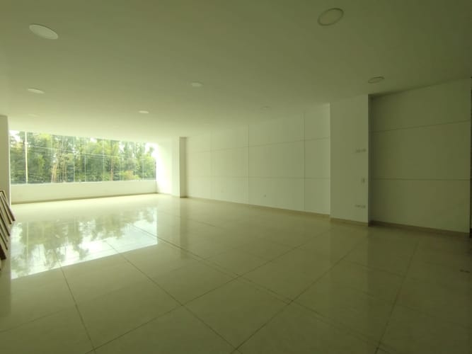 Local en arriendo en La Industrial, Marinilla, 108 m² · foto 2 de 10