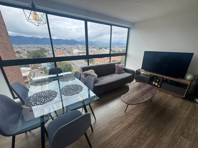 Apartamento en venta en Engativá, Bogotá · foto 2 de 13