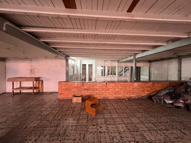 Bodega en arriendo en El Poblado, Medellín, 439 m² · foto 6 de 20
