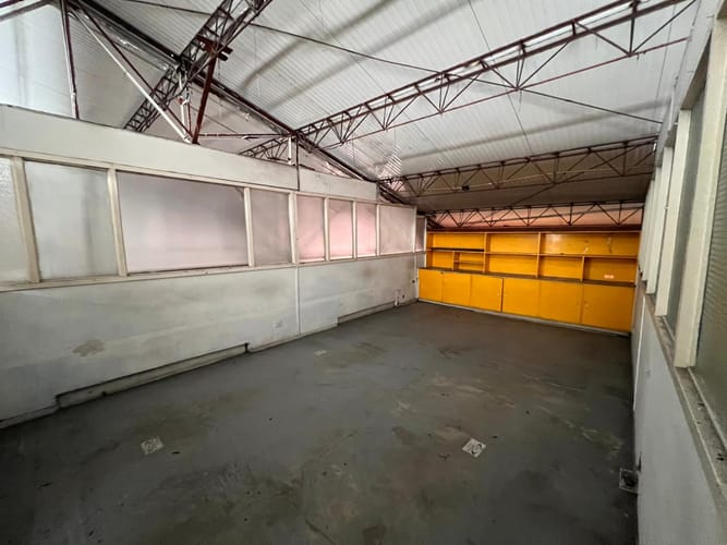 Bodega en arriendo en El Poblado, Medellín, 439 m² · foto 13 de 20