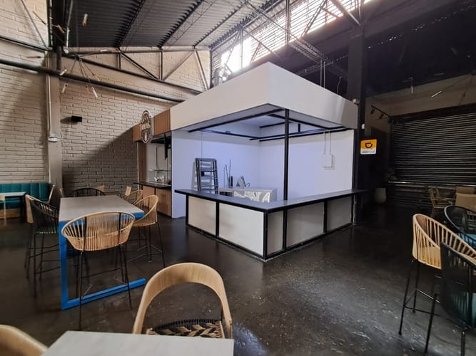 Local en arriendo en Cuarta Brigada, Medellín, 12 m² · foto 5 de 9