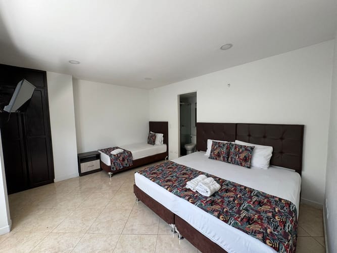 Local en arriendo en Laureles, Medellín, 1700 m² · foto 13 de 20