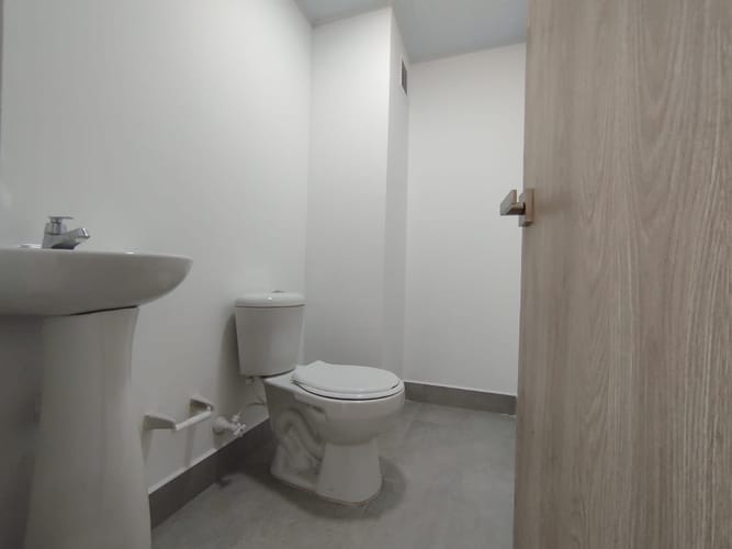 Local en arriendo en El Porvenir, Rionegro, 56 m² · foto 9 de 9