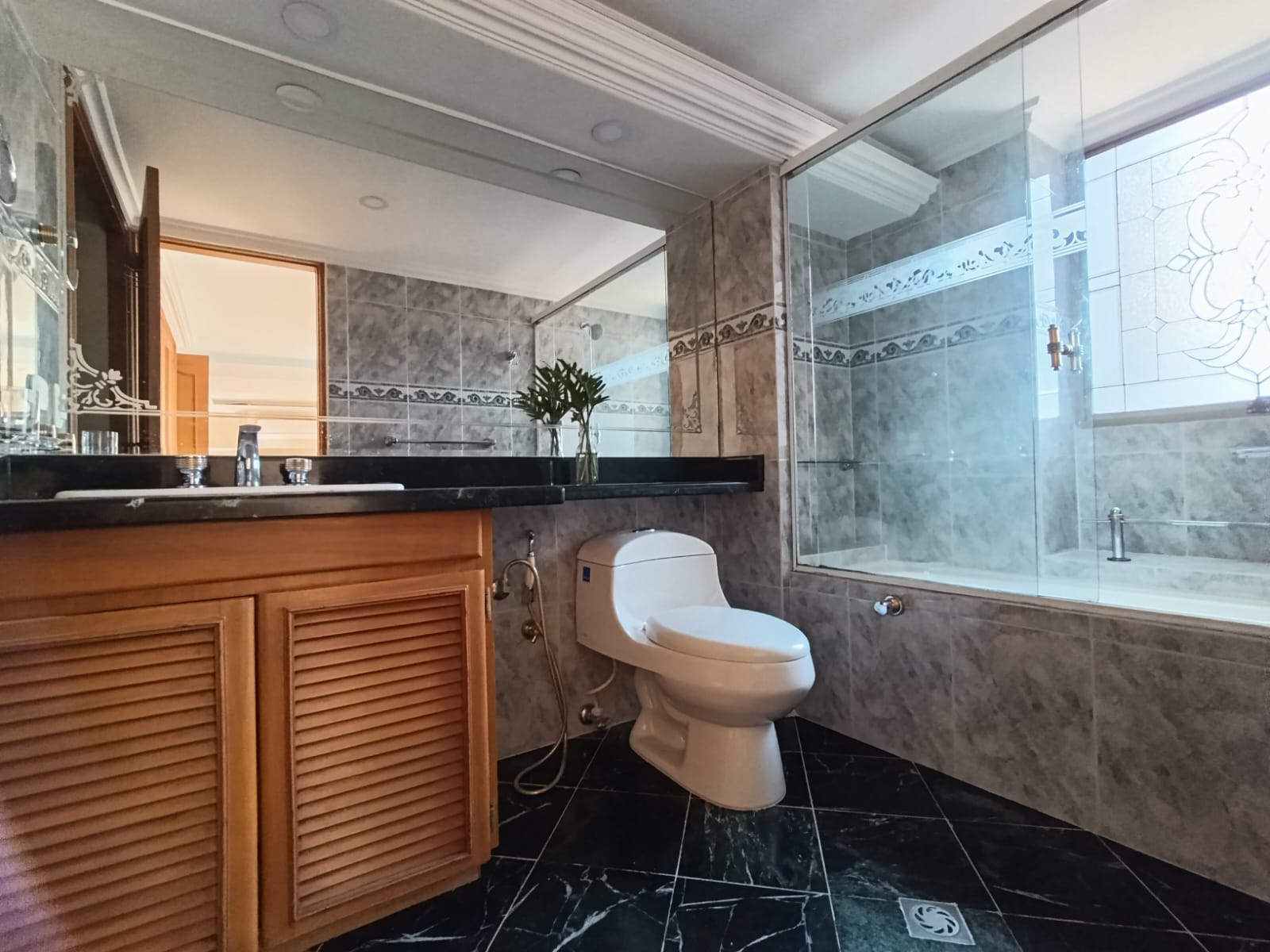 Apartamento en arriendo en Laureles, Medellín · foto 8 de 20