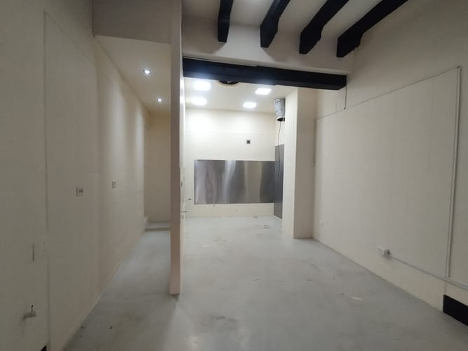 Local en arriendo en La Candelaria, Medellín, 30 m² · foto 4 de 15