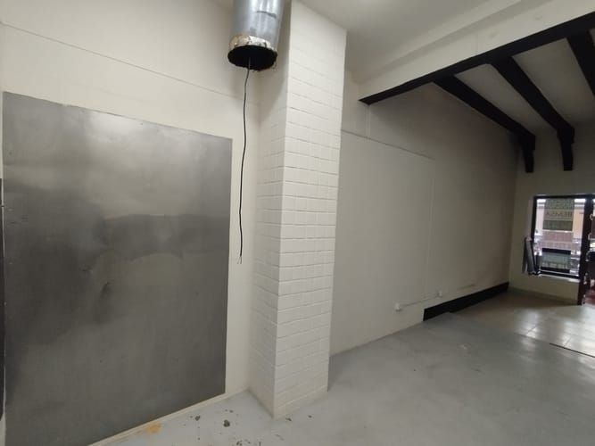 Local en arriendo en La Candelaria, Medellín, 30 m² · foto 5 de 15