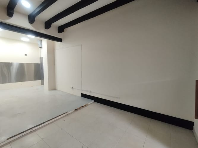 Local en arriendo en La Candelaria, Medellín, 30 m² · foto 9 de 15
